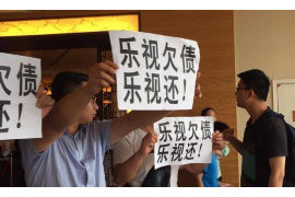 霸道总裁上门要账，一场充满戏剧性的电影故事